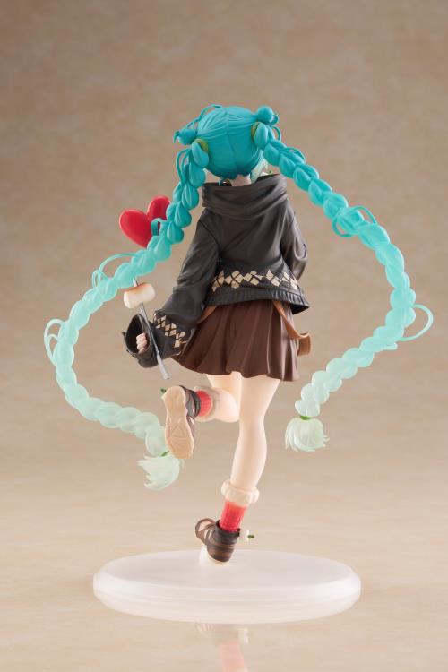 Hatsune Miku Fashion Outdoor 3